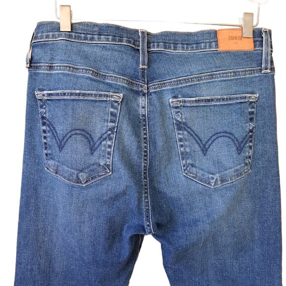 EDWIN Elin High Waist Straight Crop Jeans Size 28 in Vibe Medium Wash - Picture 8 of 9